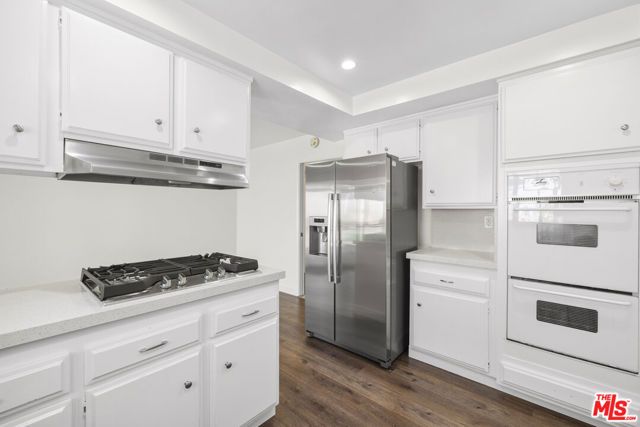 6741 Buffalo Avenue, Los Angeles, CA 91401