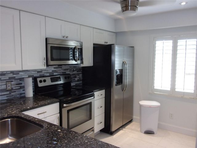 132 E CYPRESS COURT, Oldsmar, FL 34677