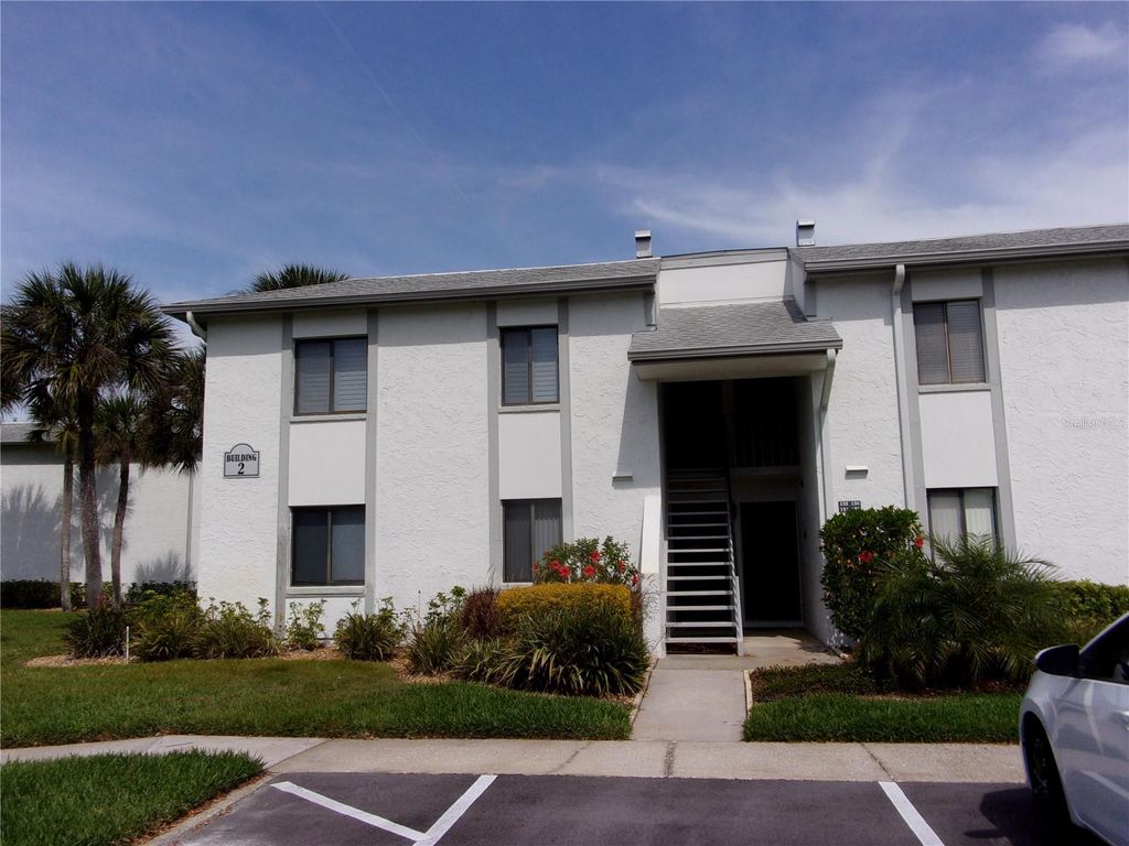 132 E CYPRESS COURT, Oldsmar, FL 34677