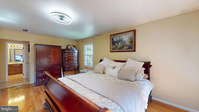 5000 LEAH CT, Camp Springs, MD 20746