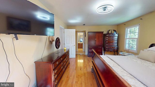 5000 LEAH CT, Camp Springs, MD 20746