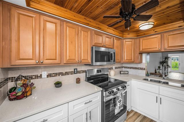 4200 HAMPTON DRIVE 4200, New Port Richey, FL 34652