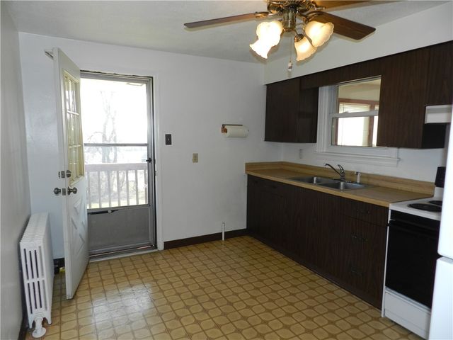 1933 Pennsylvania Ave, West Mifflin, PA 15122