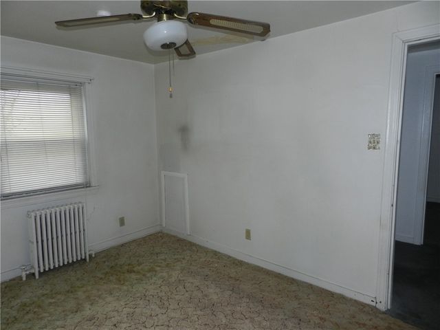 1933 Pennsylvania Ave, West Mifflin, PA 15122