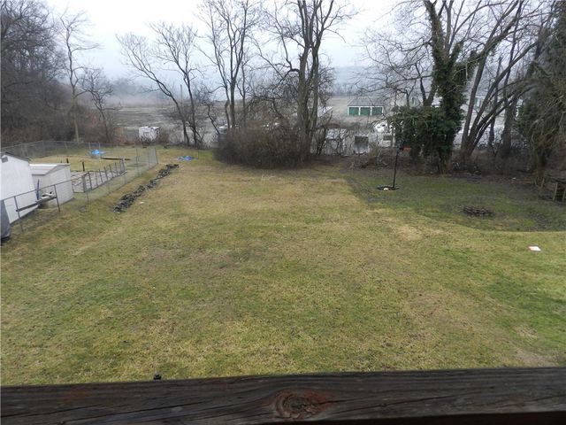 1933 Pennsylvania Ave, West Mifflin, PA 15122