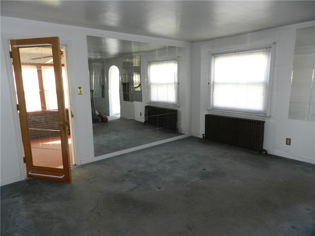 1933 Pennsylvania Ave, West Mifflin, PA 15122