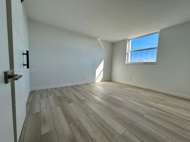 441 SE 3rd Street 501, Dania Beach, FL 33004