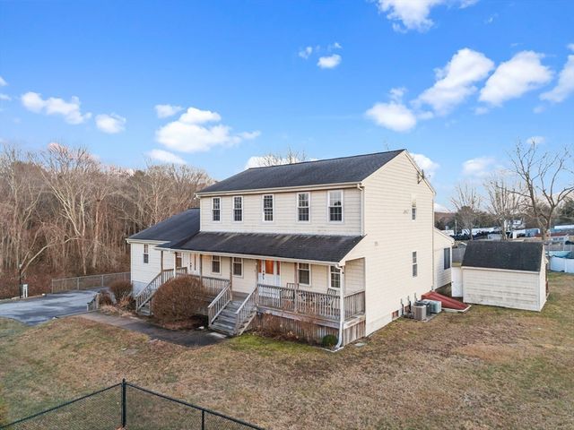 7 Deerfield Ln, Fairhaven, MA 02719