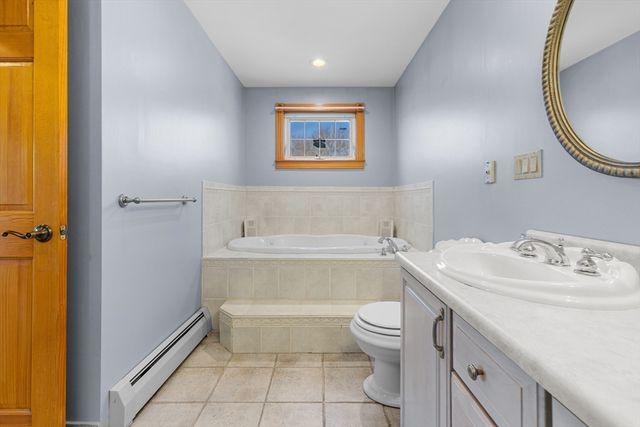 7 Deerfield Ln, Fairhaven, MA 02719