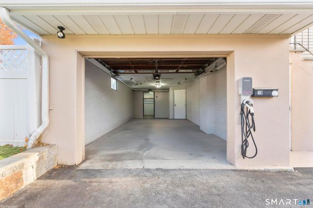 19 Barmore Drive East, Stamford, CT 06905