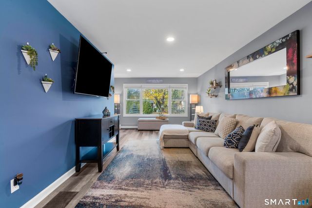 19 Barmore Drive East, Stamford, CT 06905