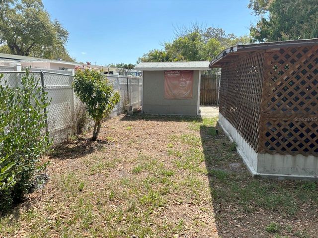 2203 GLADYS STREET, Largo, FL 33774