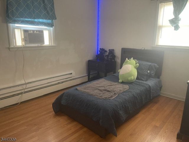 18 Sickle St, Dover Town, NJ 07801