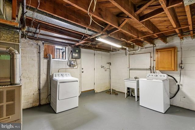 732 ARNCLIFFE RD, Essex, MD 21221