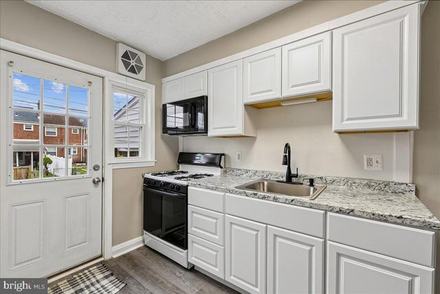 732 ARNCLIFFE RD, Essex, MD 21221