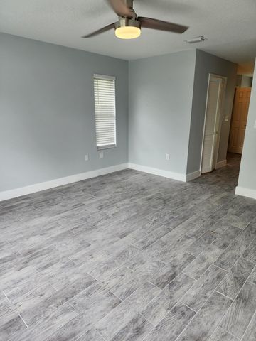 3407 Fort Nelson Lane, Melbourne, FL 32934