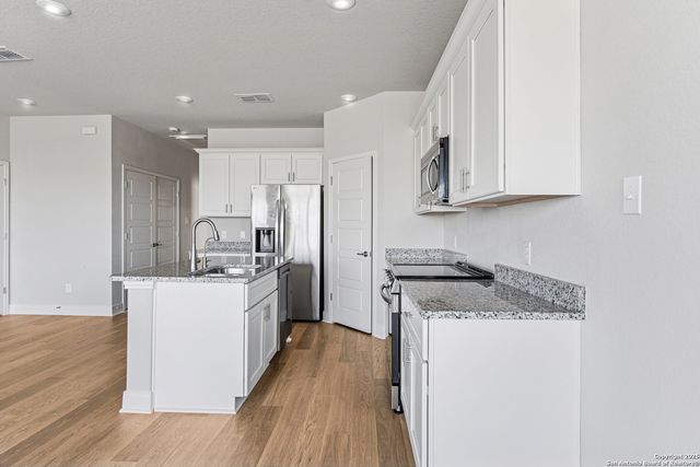 7131 Magnolia Creek, San Antonio, TX 78252