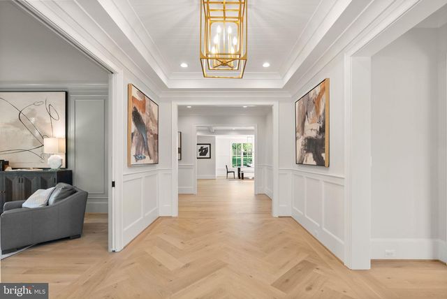 5850 UPTON ST, Mclean, VA 22101
