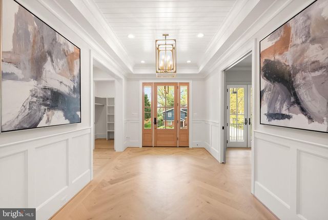 5850 UPTON ST, Mclean, VA 22101