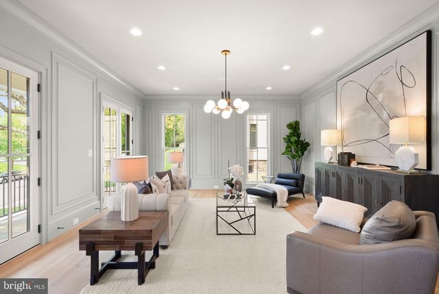 5850 UPTON ST, Mclean, VA 22101