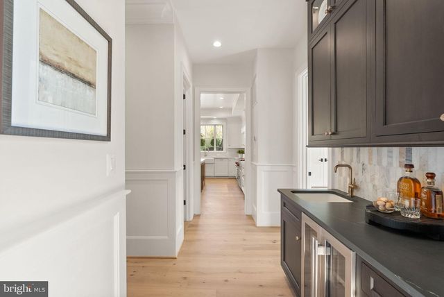 5850 UPTON ST, Mclean, VA 22101