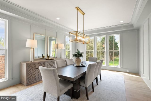 5850 UPTON ST, Mclean, VA 22101