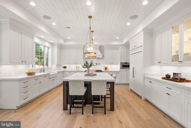 5850 UPTON ST, Mclean, VA 22101