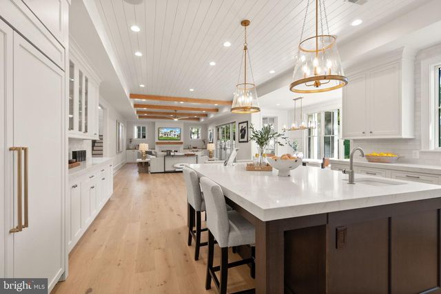 5850 UPTON ST, Mclean, VA 22101