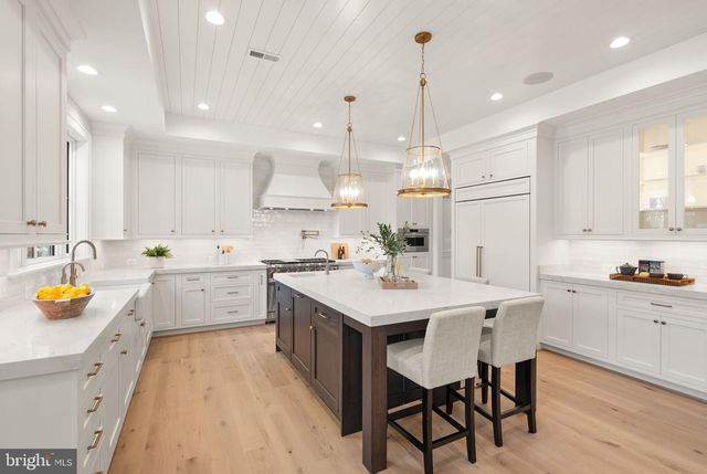 5850 UPTON ST, Mclean, VA 22101