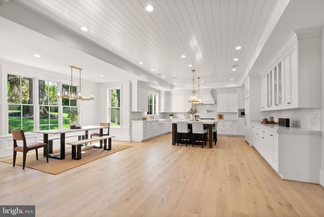 5850 UPTON ST, Mclean, VA 22101
