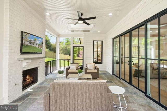 5850 UPTON ST, Mclean, VA 22101