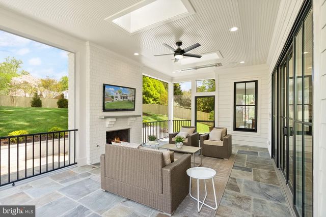 5850 UPTON ST, Mclean, VA 22101