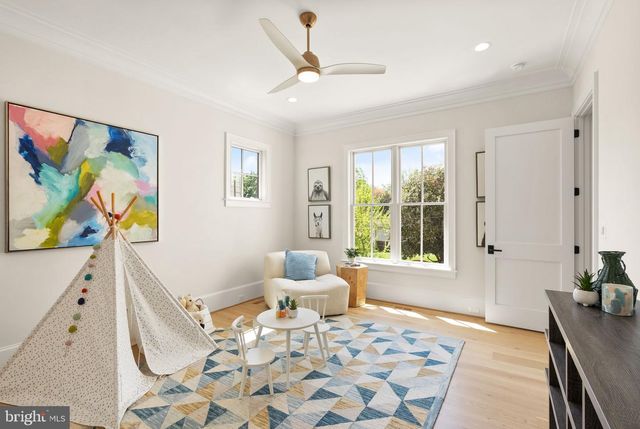 5850 UPTON ST, Mclean, VA 22101