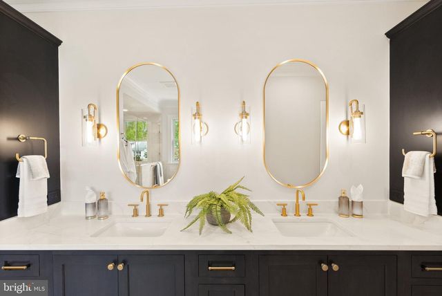 5850 UPTON ST, Mclean, VA 22101