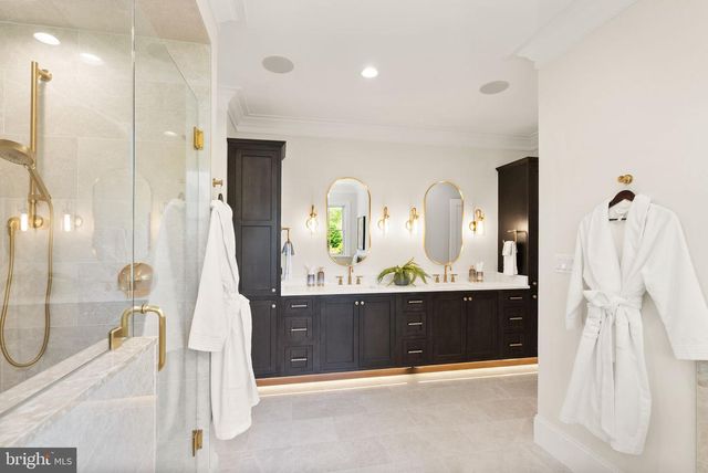 5850 UPTON ST, Mclean, VA 22101