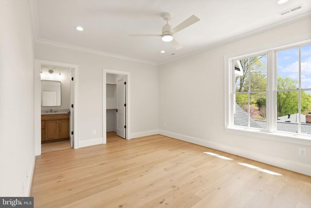 5850 UPTON ST, Mclean, VA 22101