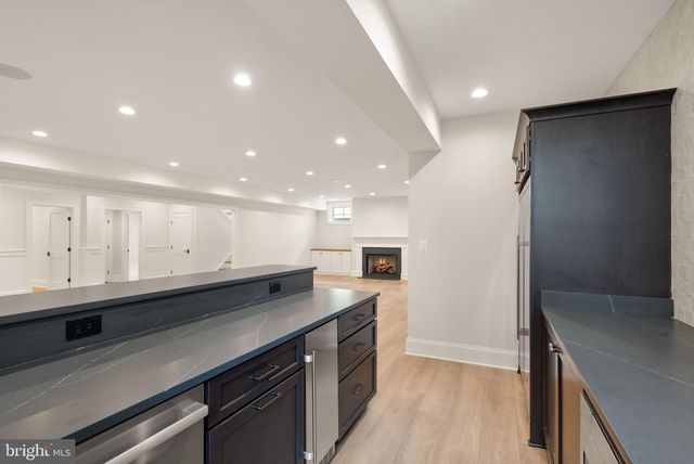 5850 UPTON ST, Mclean, VA 22101