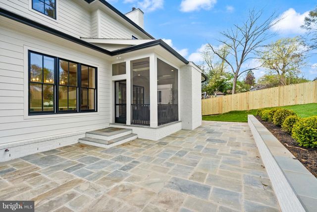 5850 UPTON ST, Mclean, VA 22101