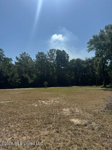 11044 Lake Drive, Bay Saint Louis, MS 39520