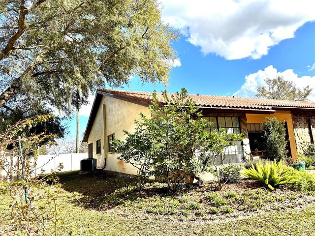 8636 SHADBLOW COURT 1, Port Richey, FL 34668