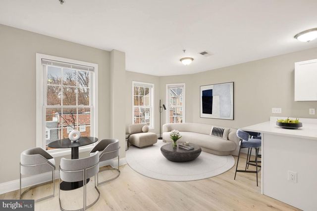 1755 W ST SE #C, Washington, DC 20020