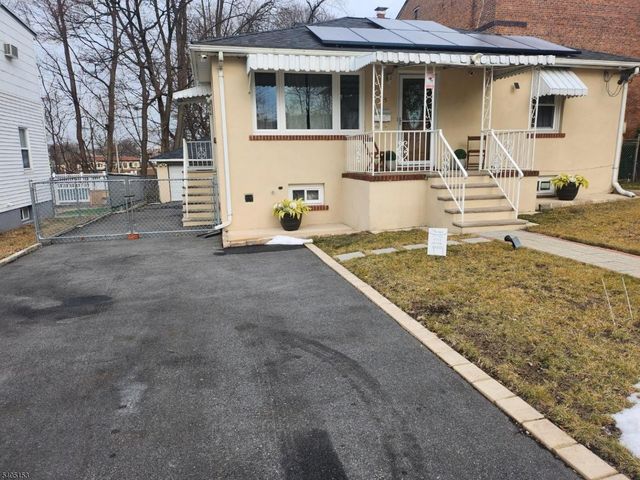 15 Webster Ave, Paterson City, NJ 07501