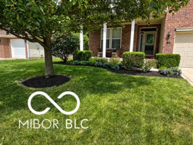 17 Markleville Lane, Westfield, IN 46074