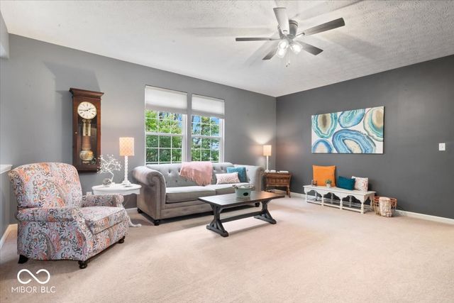 17 Markleville Lane, Westfield, IN 46074