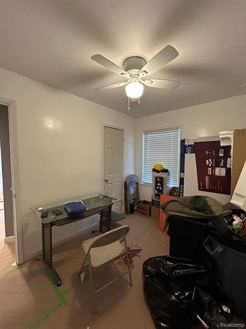 8427 Artesian Street, Detroit, MI 48228