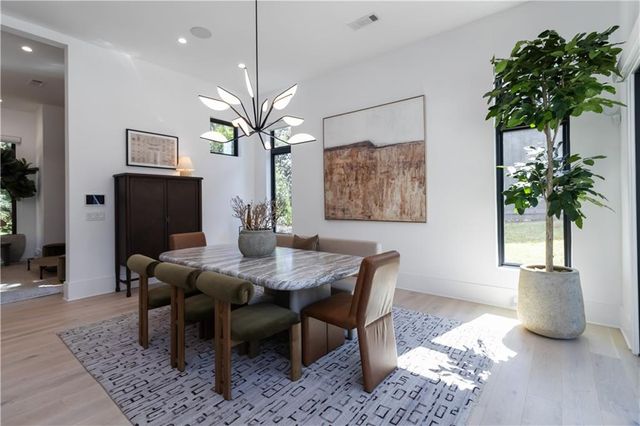 2824 Ashford Road NE, Brookhaven, GA 30319