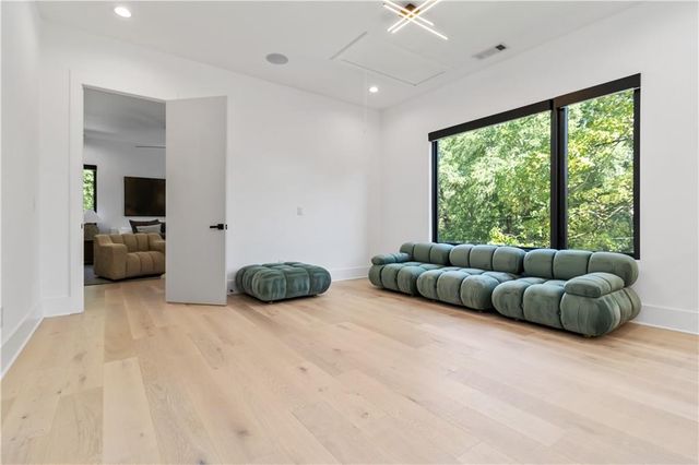 2824 Ashford Road NE, Brookhaven, GA 30319