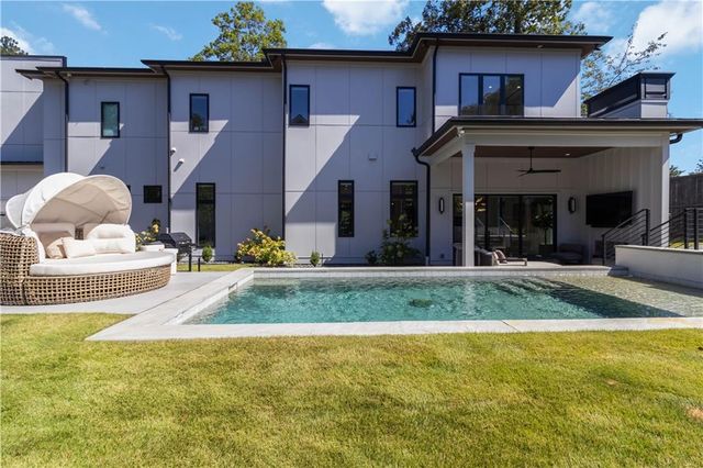 2824 Ashford Road NE, Brookhaven, GA 30319