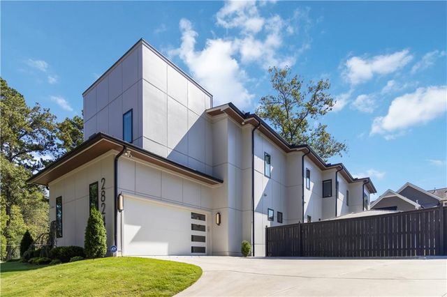 2824 Ashford Road NE, Brookhaven, GA 30319