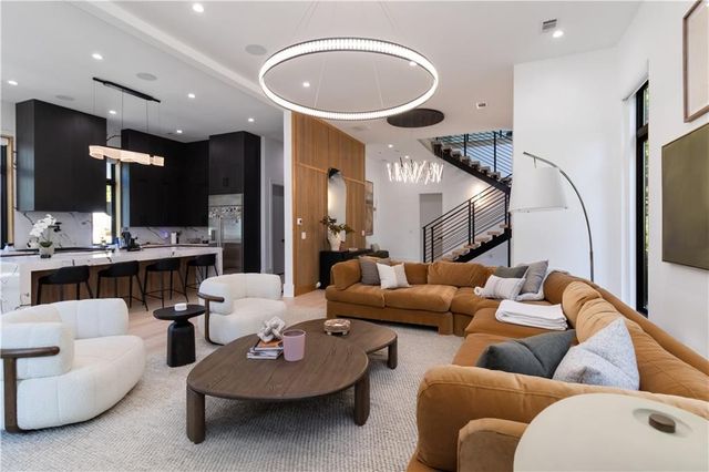 2824 Ashford Road NE, Brookhaven, GA 30319